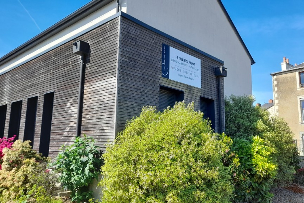 culture-etablissement-enseignements-artistiques-site-cosse-le-vivien-pays-de-craon